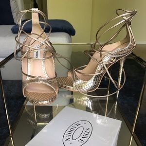 Steve Madden strap up heels